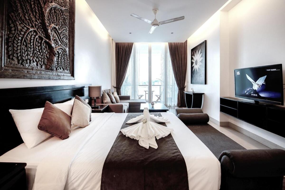 Blue Crystal Boutique Hotel Phnom Penh Exterior foto